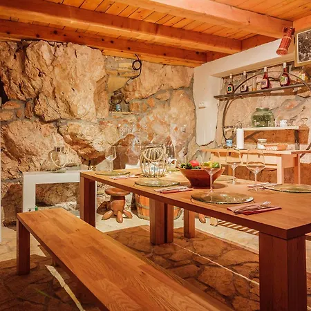 Holiday home Elysium Slivno